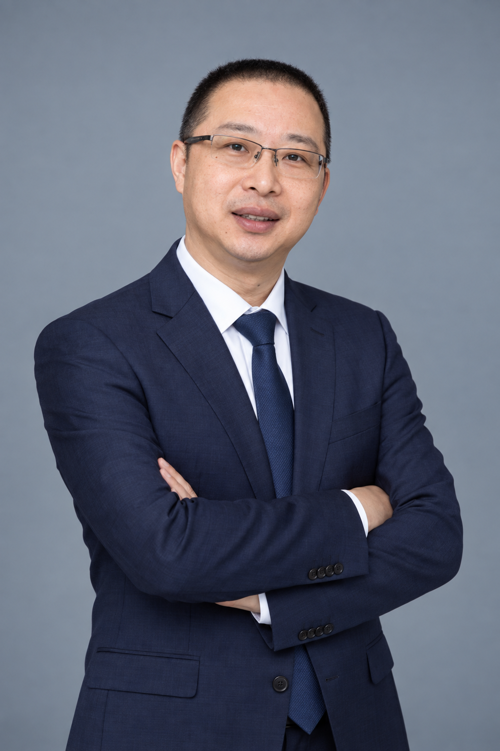 Pr Zhang (Neurochirurgie) · Portrait retouché avec l’IA